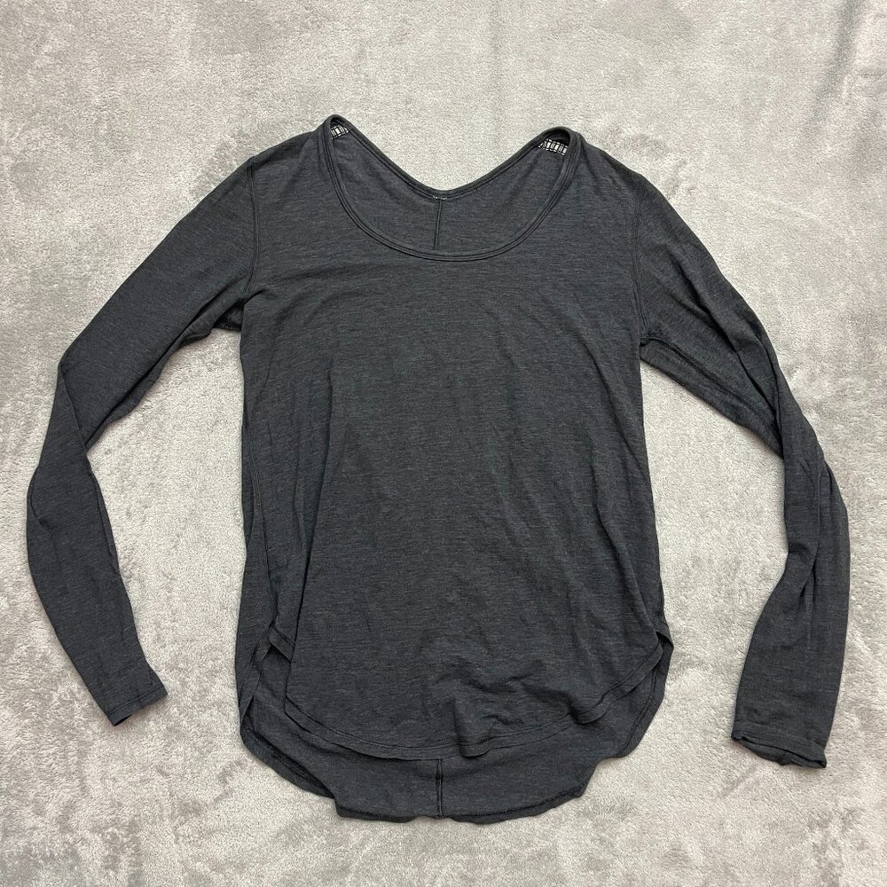 Lululemon Women 2 Dark Gray Every Yogi Long Sleeve Shirt
